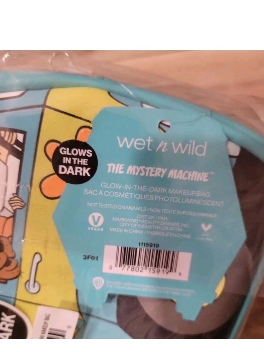 NWT wet n wild Scooby Doo makeup bag and tools